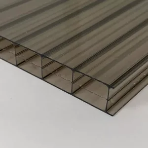 Policarbonato Celular Bronce – Estilo, Protección y Eficiencia Térmica